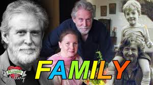 Tom Alter (RIP) Family With Parents, Wife, Son, Daughter, Sister, Brother  and Biography