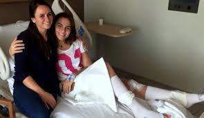 Damla çakıroğlu is a turkish female volleyball player. Damla Cakiroglu Ameliyat Oldu Voleybolunsesi