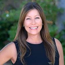 Amanda Daulton's Instagram, Twitter & Facebook