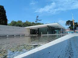 The same features of minimalism and spectacular can be applied to The 5 Best Barcelona Pavilion Pabellon Mies Van Der Rohe Tours Tickets 2021 Viator