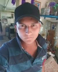 Con tu amor de padre nos enseñaste a ser fuertes, íntegros a vivir y a amar  la vida como tú lo hiciste. Ese amor que hoy nos da la fortaleza de  sobrellevar