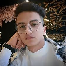 Ali Naser's Instagram, Twitter & Facebook