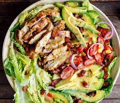La Delicieuse Salade Au Poulet Avocat Et Bacon Avec Une Superbe Vinaigrette Recipe In 2020 Delicious Chicken Salad Chicken Recipes Healthy Salad Recipes