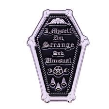 Beetlejuice haunted house sneak peek halloween horror nights 2021 universal studios orlando. 2021 Beetlejuice Inspired Strange Unusual Coffin Badge Goth Witch Decor From Simida265 1 81 Dhgate Com