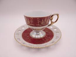 Once again the story may have been concocted to discredit the rule of the dangerous precedent of a female ruler. Vintage Red And Gold Lusterware Empress Lattice Reticulated Espresso Cappuccino Demitasse Teacup Second Wind Vintage