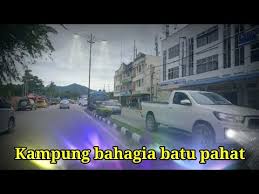 Lokasi bukit pasir salawe berada di desa kertawangun kecamatan sedong cirebon, dengan ketinggian 378 mdpl lokasi di bukit pasir salawe desa kertawangun kecamatan sedong kabupaten cirebon. Bukit Pasir To Jalan Tanjong Laboh Youtube