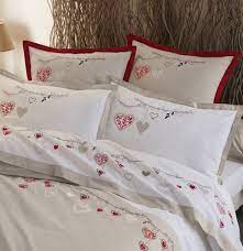 Découvrez en exclusivité le nouveau catalogue françoise saget, une référence en matière de vente de linge de maison, parures de lit, housses de couettes et linge de table. Pin On Confection