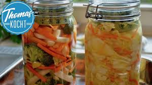 Gemuse Fermentieren Und Haltbar Machen Fermentierter Chinakohl Thomas Kocht Youtube