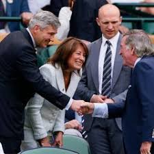 2006 yılında ise, sırbistan ile karadağ'da resmi olarak. Novak Djokovic Erst Wimbledon Sieg Dann Hochzeit Gala De