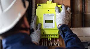 En théorie, vous ne pouvez pas vous opposer au remplacement de le compteur linky est donc obligatoire, à travers la loi de transition écologique, mais aussi à travers d'autres textes. Il Avait Empeche La Pose D Un Compteur Linky Chez Lui La Justice Le Condamne Actu