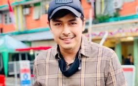 Begini cara mengatasi lemari berjamur yang ampuh. Cerita Nyesek Thomas Djorghi Pernah Tidur Di Emperan Sampai Pakai Celana Jamuran