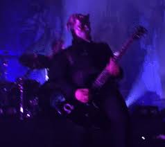 Shot Through The Heart And You Re To Blame Gif Https Encrypted Tbn0 Gstatic Com Images Q Tbn 3aand9gcsglbpe3af6q6dfj7hcs71gums4jhugjibpyq Usqp Cau