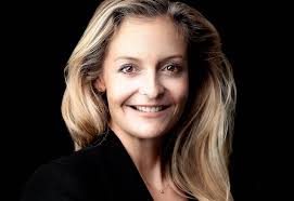 Headshot Pro Photographer for CV, LinkedIn, Corporate Company Portrait in  Geneva, Genève, Patric Pop — Creative Direction, Digital Brand Strategy,  Photography Genève, Geneva