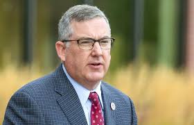 WSU president Kirk Schulz to retire in 2025