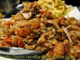 Recette De Cuisine De L Ile Maurice Cuisine Mauricienne De Tous Les Jours Riz Saute Aux Crevettes Cuisine Mauricienne Riz Saute Recettes De Cuisine
