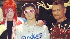 Elton john's most fabulous looks can be seen at a theater near you. Harry Styles Slays Halloween In Sparkly Elton John Costume See Amazing Pics Me And My Lifestyle Blog