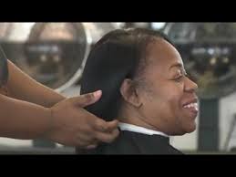 Beauty schools required to teach textured hair care