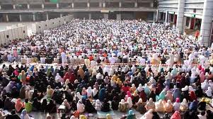 خطبة عيد الفطر بمصلى سيدي يحيى. En Images La Priere De L Aid El Fitr Aux Quatre Coins De La France Des Domes Des Minarets