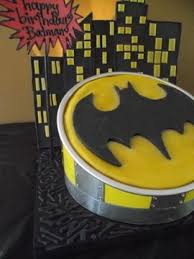 3d Custom Dog Cake For A Dog Named Batman Cake Had A Real Light Up Bat Signal That Projected Up Over The Skyline Backdrop Dog Cake Dog Cakes Batman Wallpaper
