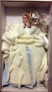 The iconoclastic gifts of the highly striking and ferociously talented actress tilda swinton have been appreciated by art house crowds and. Tonner Chronicles Of Narnia Lion Witch Wardrobe White Witch Tilda Swinton New 1807381054