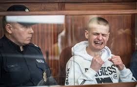 Tomasz komenda nie pracuje już w fundacji braci collins, o czym poinformował rafał collins w specjalnym oświadczeniu. Metamorfoza Tomasza Komendy To Wielka Zmiana Foto