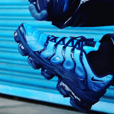Mens Vapormax Plus Hyperblue Accepting Orders Now 270 Release 4 26 18 Friday Contact Now To Secure Pair Gym Shoes Sneakers Nike Air Max Nike Air Max