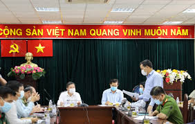 Chợ truyền thống sẽ do sở công thương hướng dẫn quy định giãn cách chi tiết tới từng địa phương. Pho Chá»§ Tá»‹ch Ubnd Tphcm DÆ°Æ¡ng Anh Ä'á»©c Trá»±c Tiáº¿p Thao Gá»¡ Kho KhÄƒn Táº¡i 2 Tam Dá»‹ch Cá»§a Tp