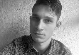 5 poemas del poeta costarricense Sean Salas