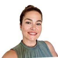 Amie Ladd's Instagram, Twitter & Facebook