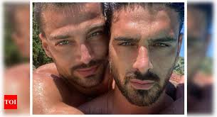 Apr 24, 2021 · as of now actor and singer, songwriter michele morrone are single but earlier he was said to be married to a fashion designer named rouba saadeh. Michele Morrone Shares A Cryptic Post I M A Liar Fans Ask Is He Gay Eagles Vine Eagles Vine