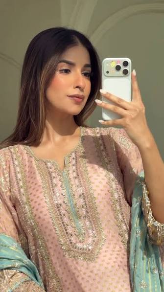 Avantika Hundal Instagram