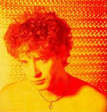 Tengo Aqui El Cristal En Mis Manos Cristales De Amor Amarillo Soda Stereo Fotos Ineditas Gustavo Cerati