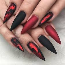 Quick & easy to get these black red acrylic nails at discounted prices online you need from shippers and suppliers in china. Black And Red Nails Black Dumbbells Film Nails Acrylic Nails Acrylicnails Foliennagel Halloween Mattnagel Nagel Black Matte Black Nails Matte Nails Design Red Nails