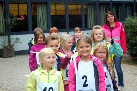 Wiesmoor Info Fussfanger Diplom Gs Wiesmoor Mitte Zweite Klasse Erste Klasse Grundschule