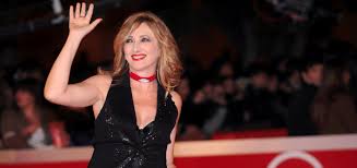 Listen to lunetta savino now. Ho Iniziato Insegnando La Fellatio Lunetta Savino E Il Suo Debutto