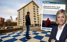 Charlotte gyllenhammar om det provocerande första verket, påhoppen på familjen gyllenhammar under uppväxten i göteborg och att vrida på perspektiv i det. Hela Goteborg Undantas Fran Ebo Asylsokande Mister Ersattning Hem Hyra
