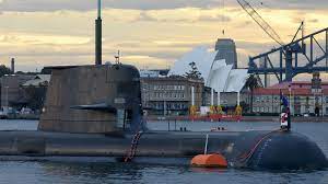 A submarine (or sub) is a watercraft capable of independent operation underwater. Csgcbu71xknhem