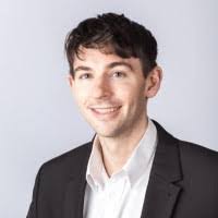 Thomas Holderness's Instagram, Twitter & Facebook