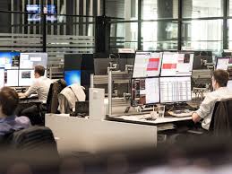 Deutsche bahn will again keep basic services running during gdl strike. Deutsche Bank Zahlt Investmentbankern 274 Millionen Euro Mehr An Boni In 2020