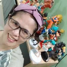 Catherine Robles's Instagram, Twitter & Facebook