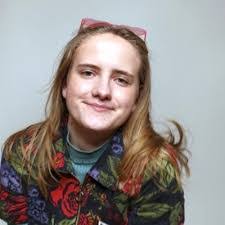 Trish Leonard's Instagram, Twitter & Facebook