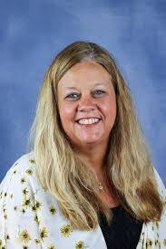 Phoebe Zimmerman's Instagram, Twitter & Facebook