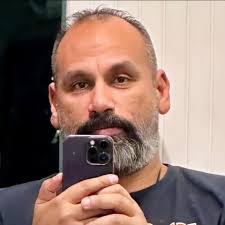 Awesome FAN submission tribute to Bruce Lee's Dragon Fly RESPECT for Lee  and Stalone! Who else loves dragon fly's? My FULL workout routines