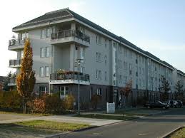 Max 1 km 13127 berlin (französisch buchholz), tiriotstraße 11 balkon, bad mit wanne, kelleranteil, zentralheizung, frei 812 € kaltmiete zzgl. 3 Zimmer Wohnung Zu Vermieten Arnouxstrasse 33 13127 Berlin Franzosisch Buchholz Pankow Mapio Net