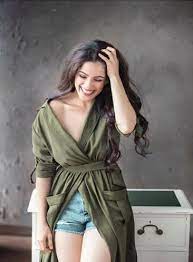Priya Bapat Age Height Bio Wiki Family Serials Images Biowiki Pentru a scrie un review trebuie sa fii autentificat. biowiki