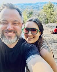 Anne Mathis's Instagram, Twitter & Facebook