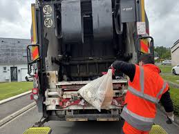 Sofia coste leak bra peel