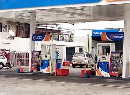 Information and translations of pétrole lampant in the most comprehensive dictionary definitions resource on the web. Produits Petroliers Baisse Des Prix Du Gasoil Et De L Essence Gabonreview Com Actualite Du Gabon