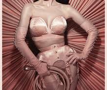 We use cookies and similar technologies (from us and third parties) on dita.com to provide you with a better online experience and deliver ads to you based on your preferences. Dita Von Teese Tickets Tour Dates Concerts 2022 2021 Songkick