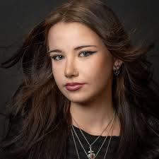 Brand & Headshot Photographer